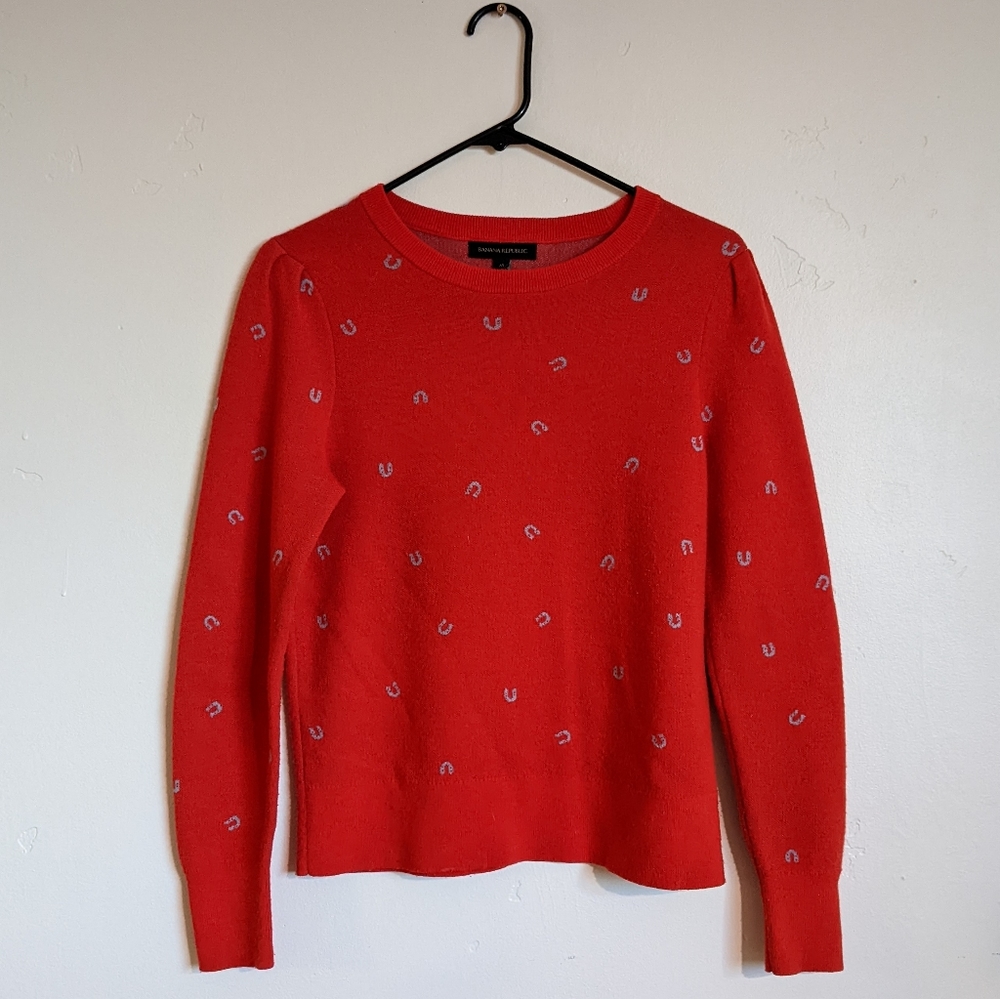 Merino Blend Banana Republic Sweater with Horseshoe Pattern